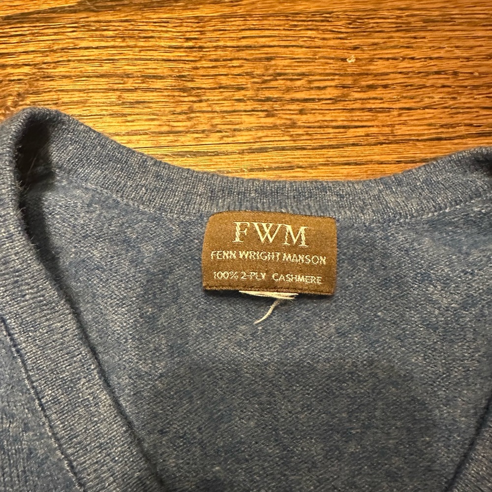 Fenn Wright Manson Soft Blue 100% Cashmere Sweater - Picture 2 of 4